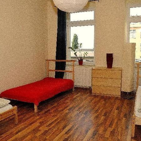 3-Raum-Fewo-Dresden-Zentrum-Balkon-Blick-Auf-Altstadt-L10 Eksteriør billede